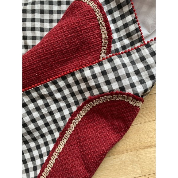 Nicole Miller Buffalo Plaid Heart Valentine’s Day Table Runner 16x72” Farmhouse - Picture 3 of 4